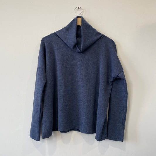Maglia LIVIA taglio over maglia lana blu denim