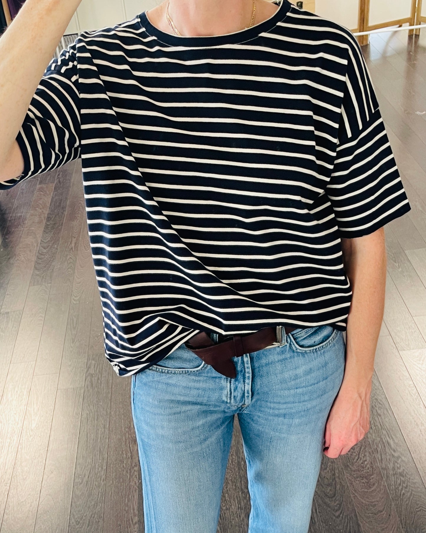 T-shirt oversize manica corta righe blu ecrù