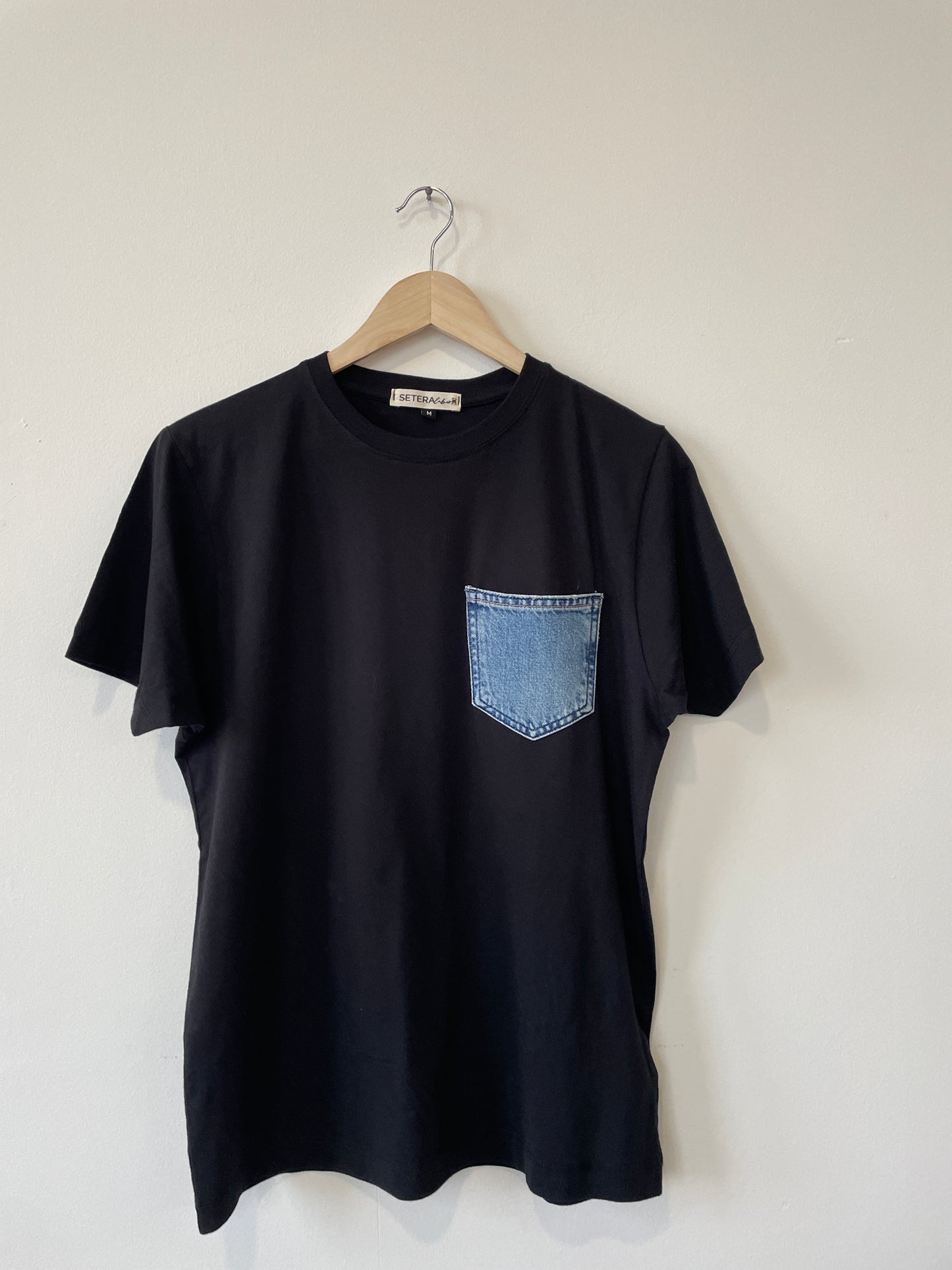 T-shirt con taschino Denim