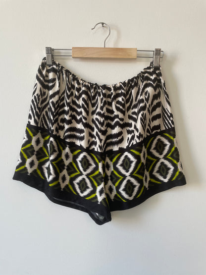 Shorts in viscosa