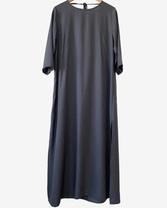 Abito lungo grigio antracite con spacchi laterali